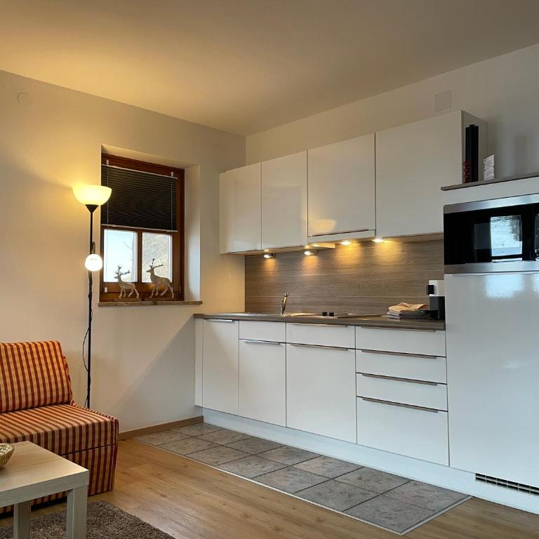 Appartements DIANA - Apartment mit Balkon - 1