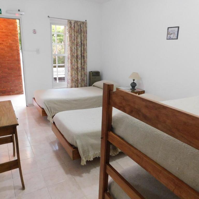 Hostería Teuly - Habitación Cuádruple - vistas al jardín - 3