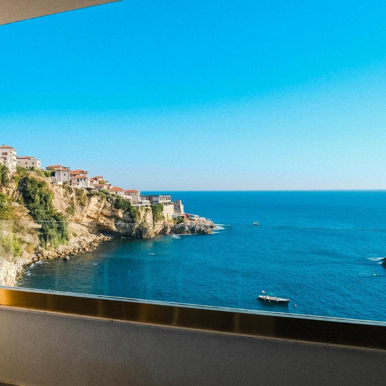 Hotel Maris - Deluks Dvokrevetna soba sa Bračnim Krevetom, Balkonom i Pogledom na More - 2
