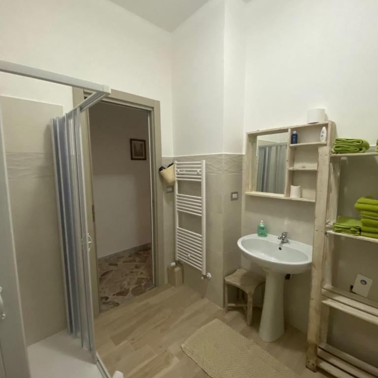 Alloggio Ugo Foscolo - Casa con 4 camere da letto - 20