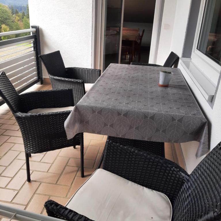 Ferienwohnung Annemarie - Apartment mit 2 Schlafzimmern und Balkon - 12