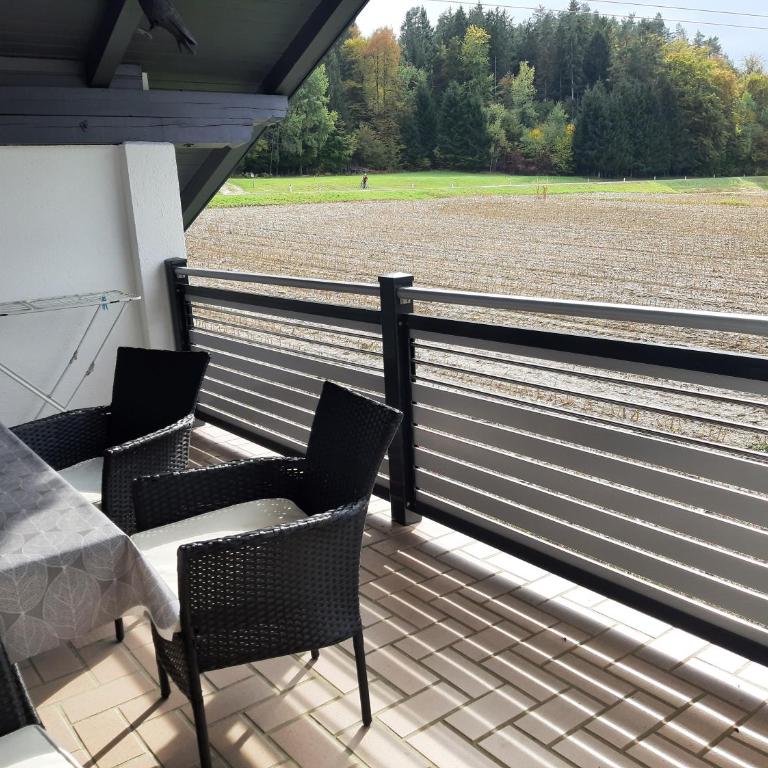 Ferienwohnung Annemarie - Apartment mit 2 Schlafzimmern und Balkon - 13