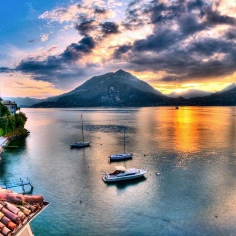 King Como Lake Center 9 posti letto- Grande Terrazza - 2 bagni privati - Appartamento con 2 Camere da Letto - 25