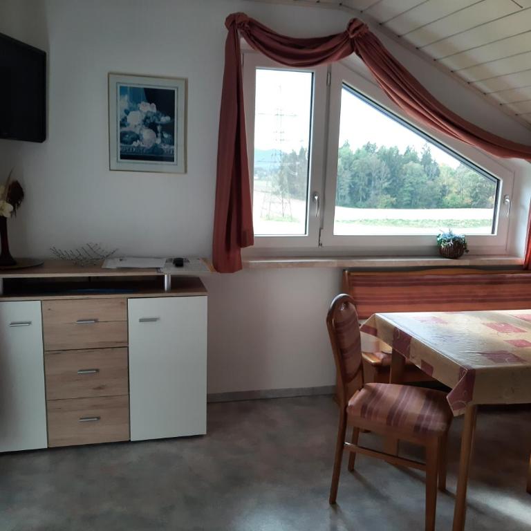 Ferienwohnung Annemarie - Apartment mit 2 Schlafzimmern und Balkon - 15