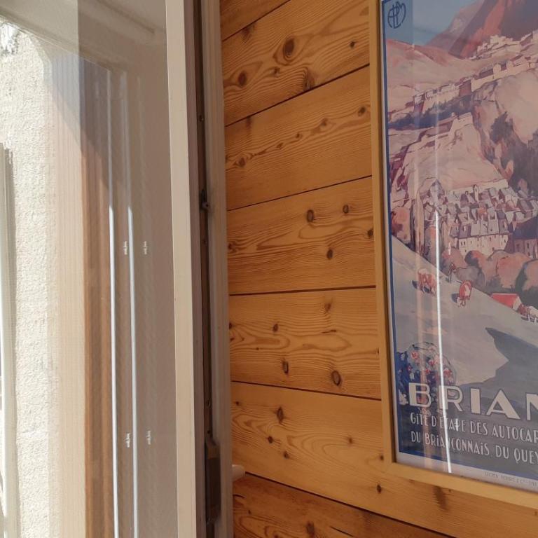 Maison à Tour Briançon - Appartement 2 Chambres avec Balcon Bien Exposé - 17