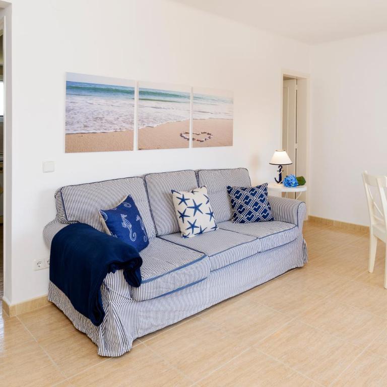 A 3 minutos de la playa. Cerca del centro - Three-Bedroom Apartment - 4