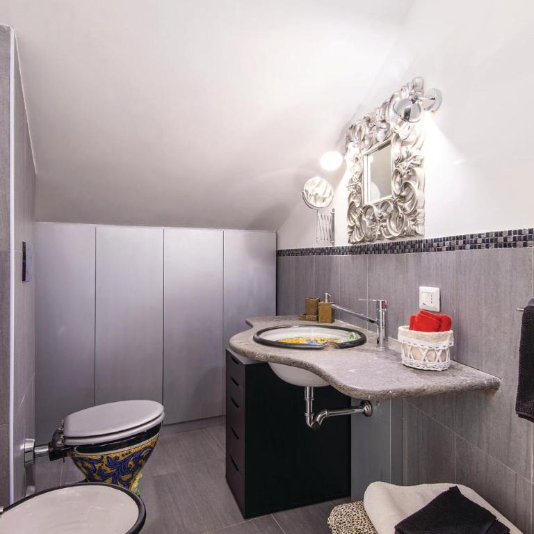 2 Bedroom Stunning Home In Roma - Casa Vacanze - 21