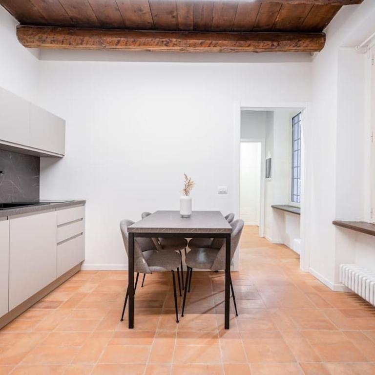Residenza Mercanti - City Center - Lovely Maison - Appartamento con 2 Camere da Letto - 6