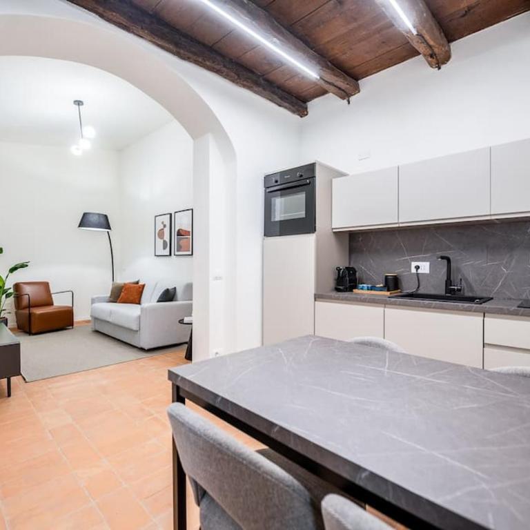 Residenza Mercanti - City Center - Lovely Maison - Appartamento con 2 Camere da Letto - 3