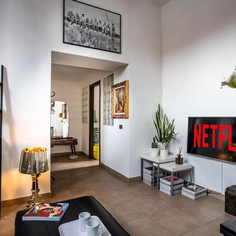 Life is Beautiful Design LOFT Navigli Romolo, SmartTV, WiFi, AC and street parking - Appartamento con 1 Camera da Letto - 1