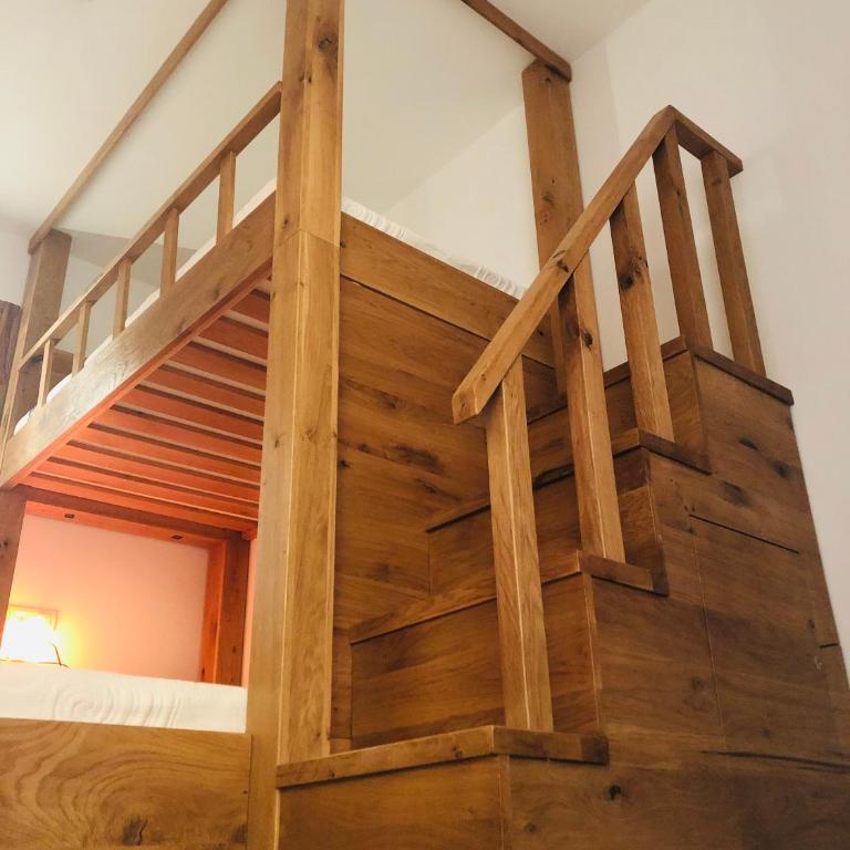 Sunside Oak - 206 - One-Bedroom Apartment - 11