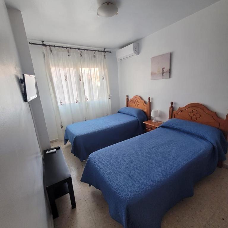 Hostal Mediterraneo - Habitación Doble - 1 o 2 camas - 9