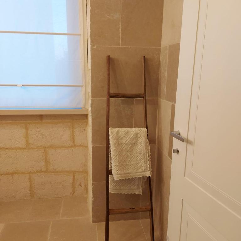 Palazzo Momi - Quadruple Room with Private Bathroom - 6