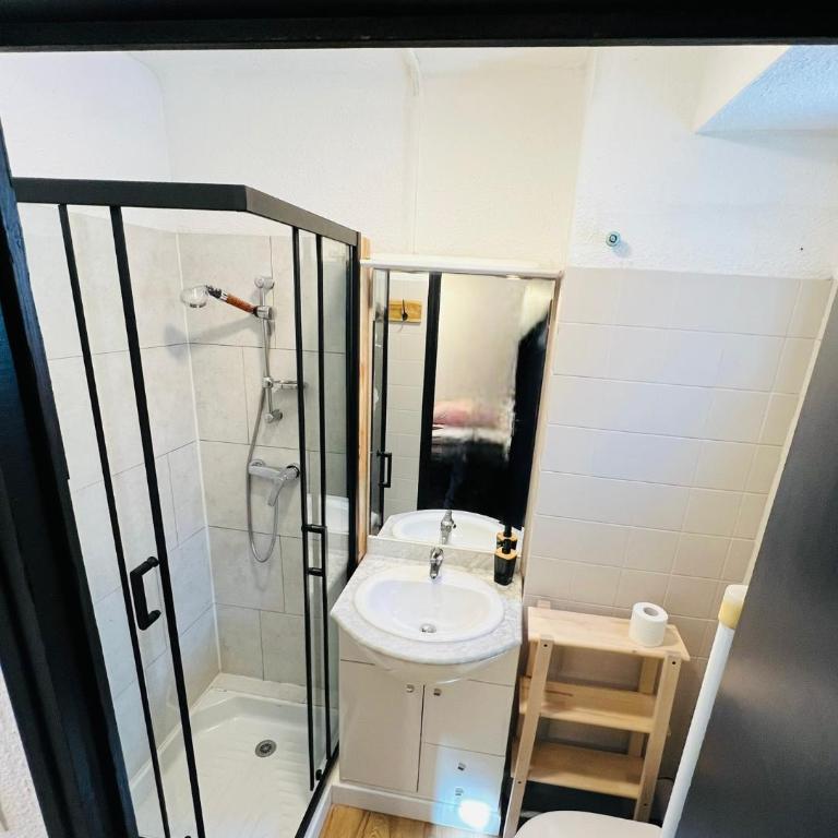 Studio Montagne - Plein Soleil et Terrasse - Appartement 1 Chambre - 6