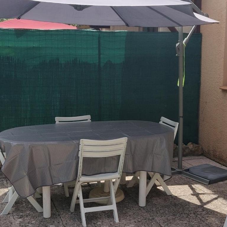 Appartement T2 46m2 avec grande terrasse - Two-Bedroom Apartment - 3