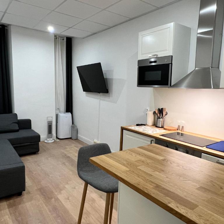 Studio Climatisé Centre Ville #9 - One-Bedroom Apartment - 7