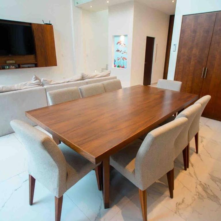 Casa Moderna de 4 Pisos Con Rooftop Vista Al Mar - Five-Bedroom House - 11