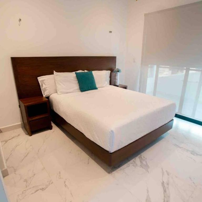 Casa Moderna de 4 Pisos Con Rooftop Vista Al Mar - Five-Bedroom House - 30