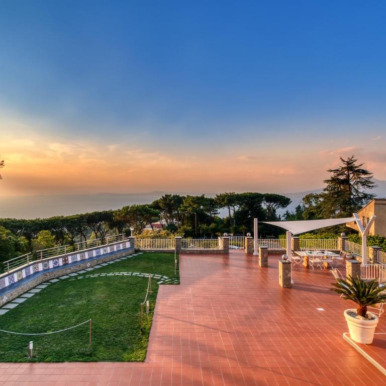 Villa & SPA Le Tore - Five-Bedroom Villa - 31