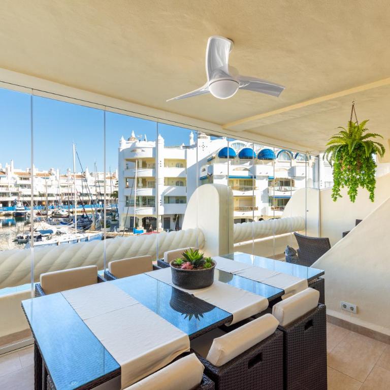 WintowinRentals Apartamento de lujo en medio de Puerto Marina. - Apartamento de 2 dormitorios - 1