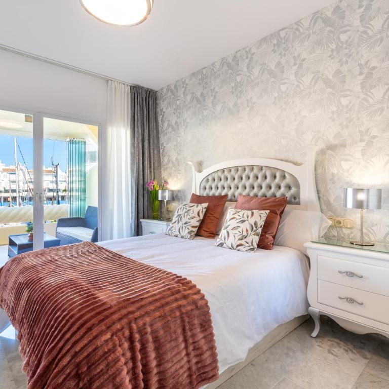WintowinRentals Apartamento de lujo en medio de Puerto Marina. - Apartamento de 2 dormitorios - 4