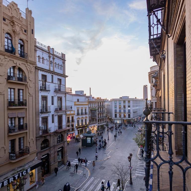Sevilla deluxe suites - Apartamento Superior con balcón y bañera - 4