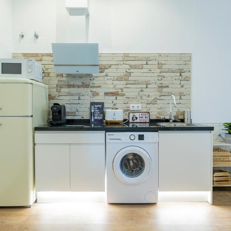 Sevilla deluxe suites - Apartamento Superior con balcón y bañera - 16