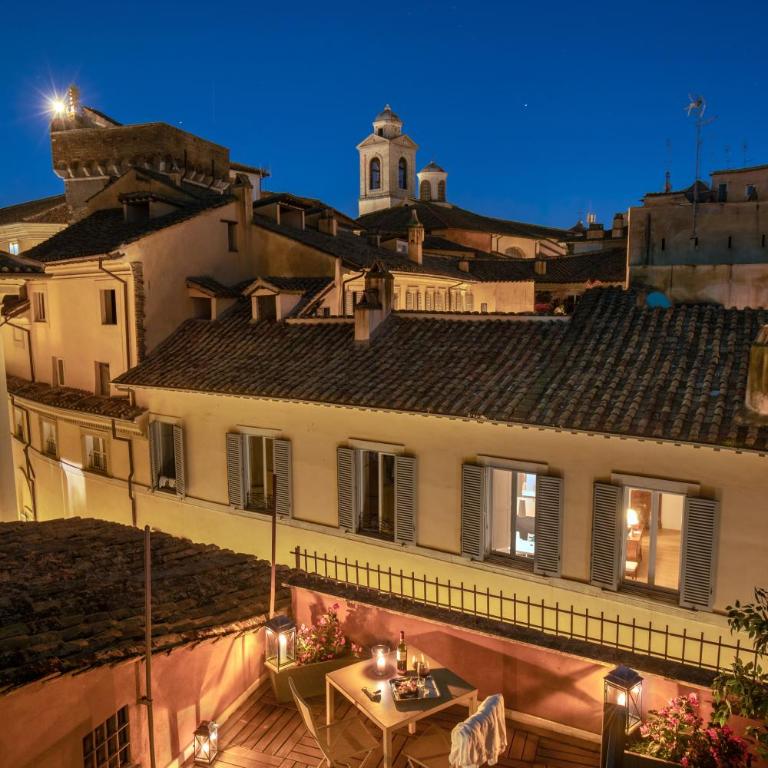 Navona Colors Hotel - Camera Matrimoniale Deluxe con Terrazza e Vista sulla Città - 3