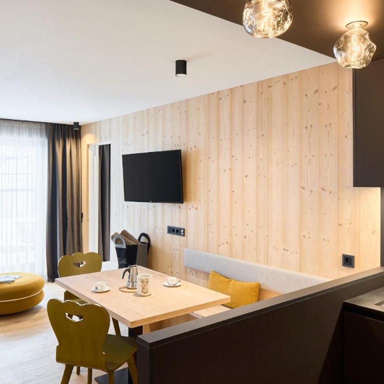 Movi Family Apart-Hotel ****s - Appartamento Superior con 2 Camere da Letto e Balcone - 1