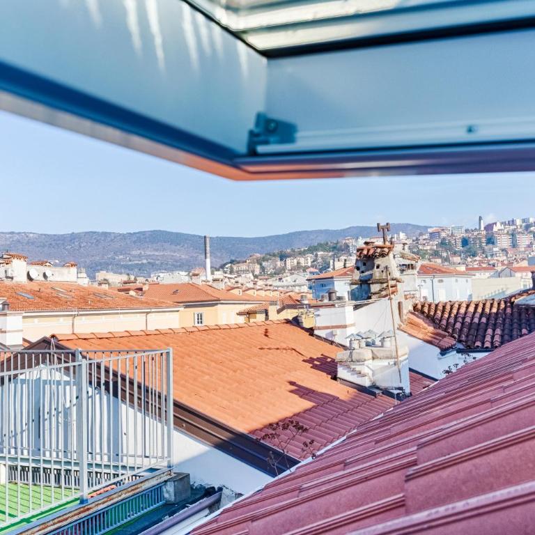 GuestHost - Trieste Loft Central Apartment - Appartamento con 1 Camera da Letto - 12