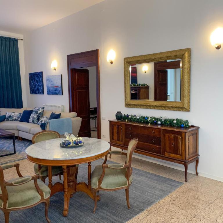Orvieto: Spacious 3BR 3BA apartment with balcony & patio - Appartamento con 3 Camere da Letto - 3