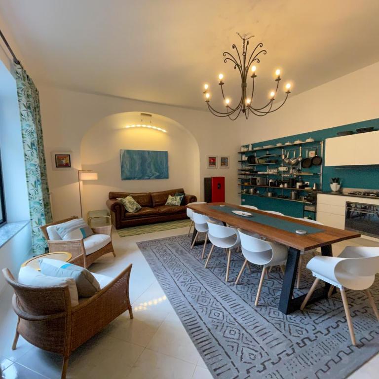 Orvieto: Spacious 3BR 3BA apartment with balcony & patio - Appartamento con 3 Camere da Letto - 9
