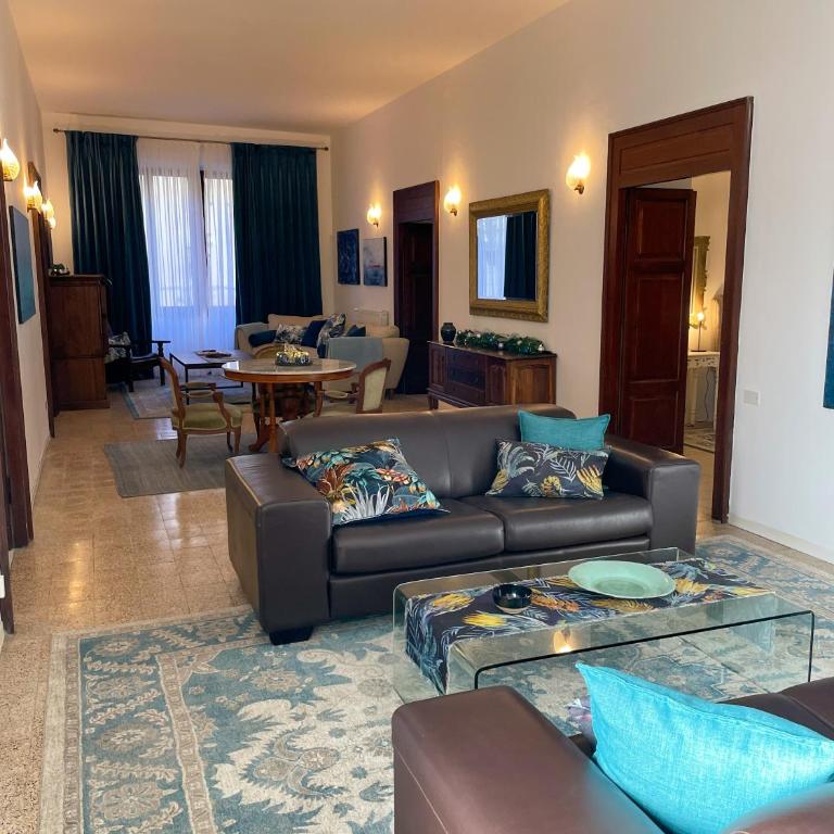 Orvieto: Spacious 3BR 3BA apartment with balcony & patio - Appartamento con 3 Camere da Letto - 16
