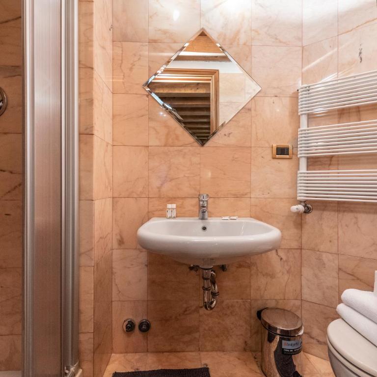 Anzolo Palace - Rooms & Apartments - Camera King Standard - 5