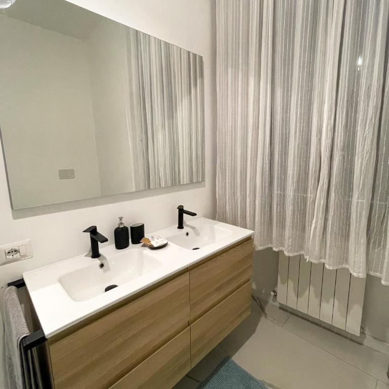 Orvieto: Spacious 3BR 3BA apartment with balcony & patio - Appartamento con 3 Camere da Letto - 19