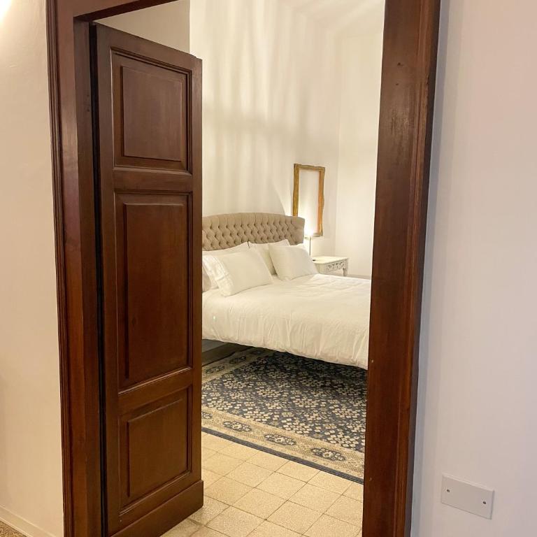 Orvieto: Spacious 3BR 3BA apartment with balcony & patio - Appartamento con 3 Camere da Letto - 20