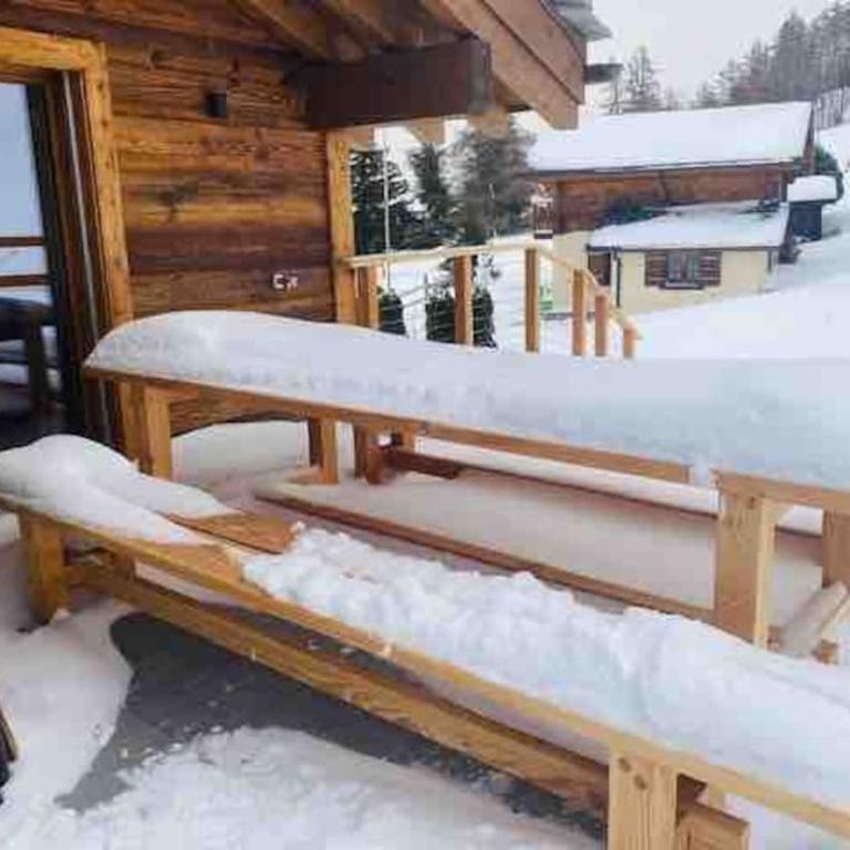 Ski in out Swiss Alps Chalet Charelle by Jolidi - Chalet - 33