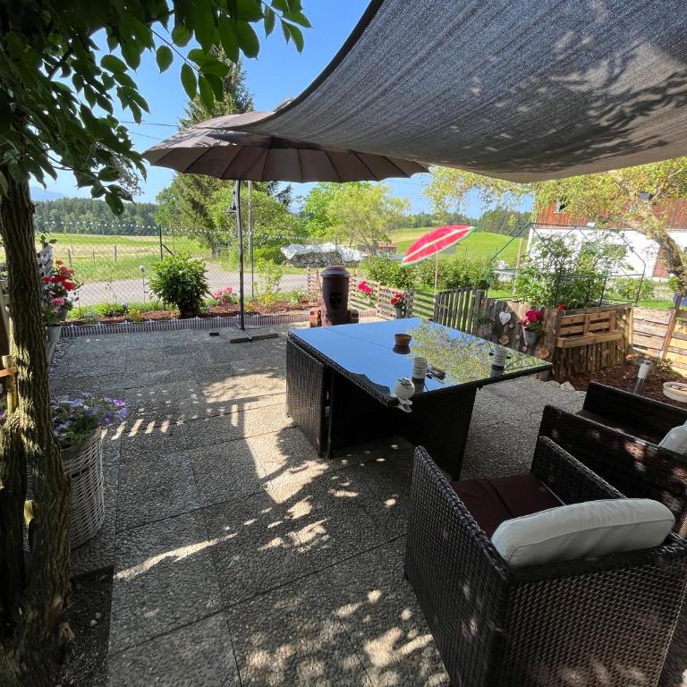 Allgäu Pension "Ab in den Süden" - Studio mit Bergblick - 10