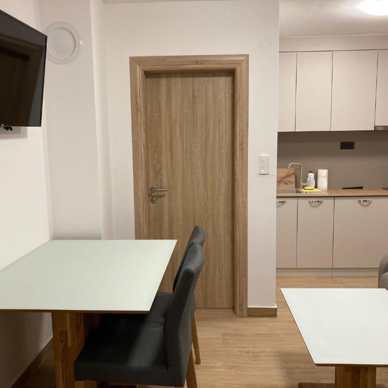 Vila TRNOVO - One-Bedroom Apartment - 4