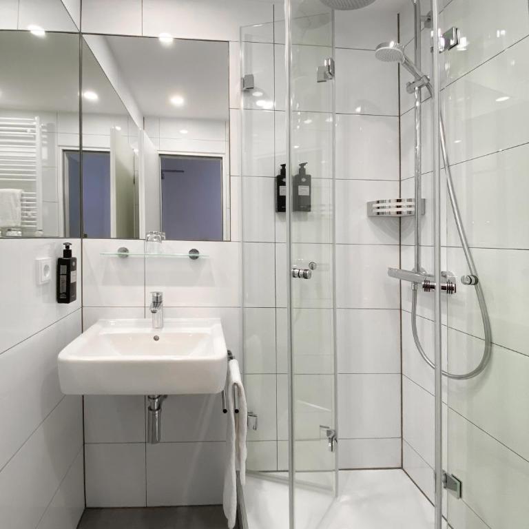Downtown Vi Vadi Hotel - Single Room - 12