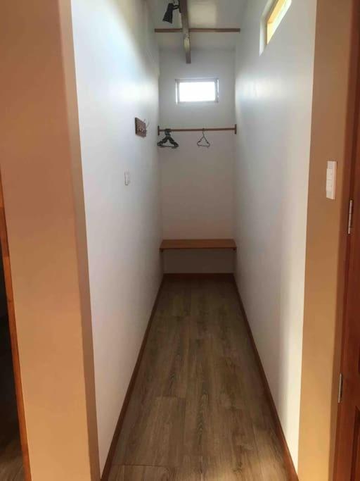 Kalani Heights Cute Little Pool Apartment - Studio Apartment - 36