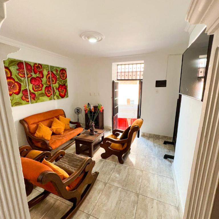 Casa entera rústica con terraza, parque principal - Casa - 22