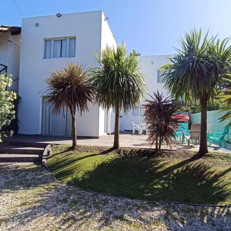 Casa en Bosque Peralta Ramos - Three-Bedroom House - 1
