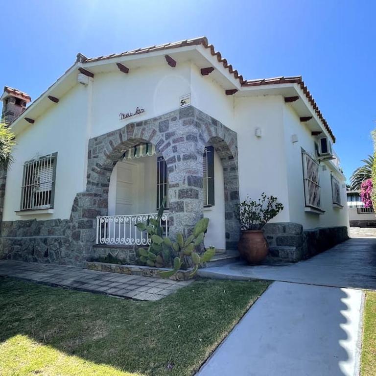 Alojamiento Chalet en Piriápolis. - Casa de 2 dormitorios - 1