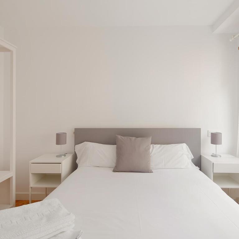 AVG Cervantes 2 Centro - Apartamento de 1 dormitorio - 4