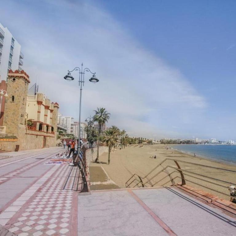 Benalmadena Beach Apartamento con Vistas al mar y Parking Privado Incluido - One-Bedroom Apartment - 41