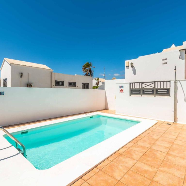 Villa Nancy - Three-Bedroom Villa - 3