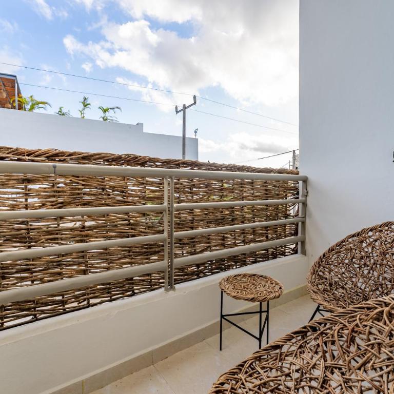 Artec Studios - Studio with Balcony - 28