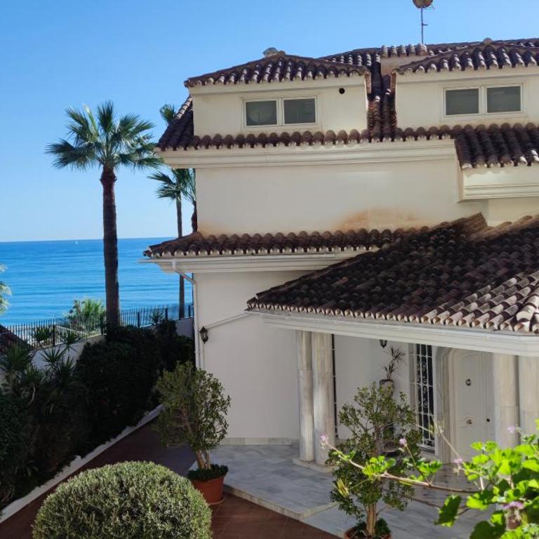 Benalmadena Beach Apartamento con Vistas al mar y Parking Privado Incluido - One-Bedroom Apartment - 37