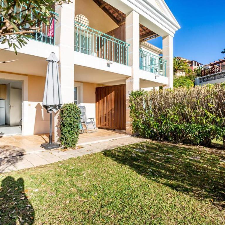 Cozy Apartment in Agay with Stunning Views - Appartement - 1